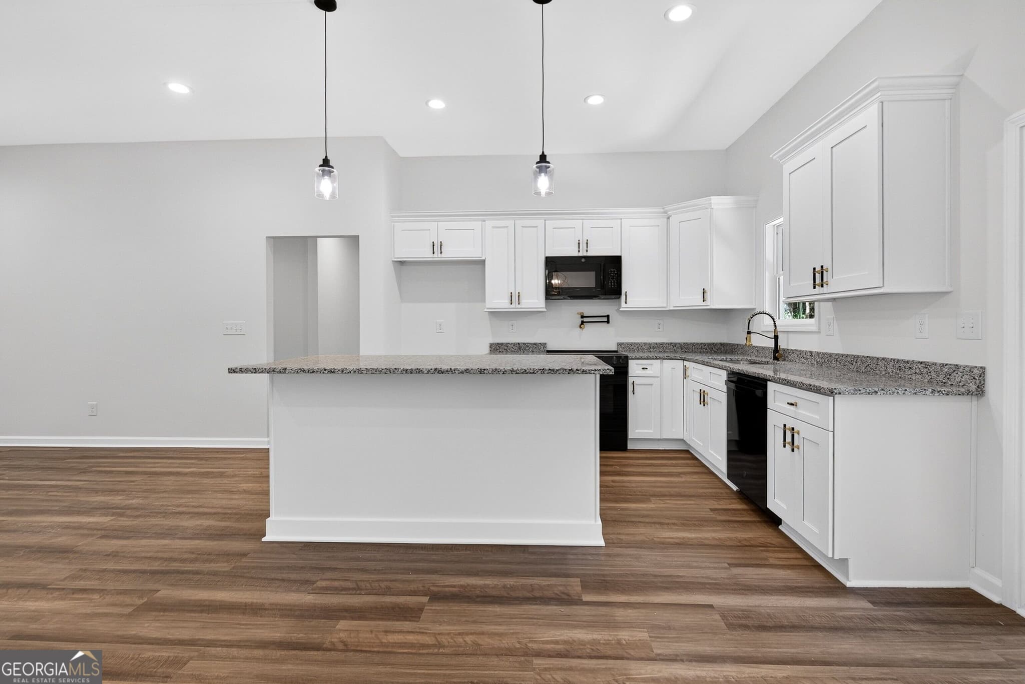 3 bedroom, 2 bathroom, 1,416 sq ft single family residence for sale at 104 Harris Street, Griffin, GA 30223 — photo 7