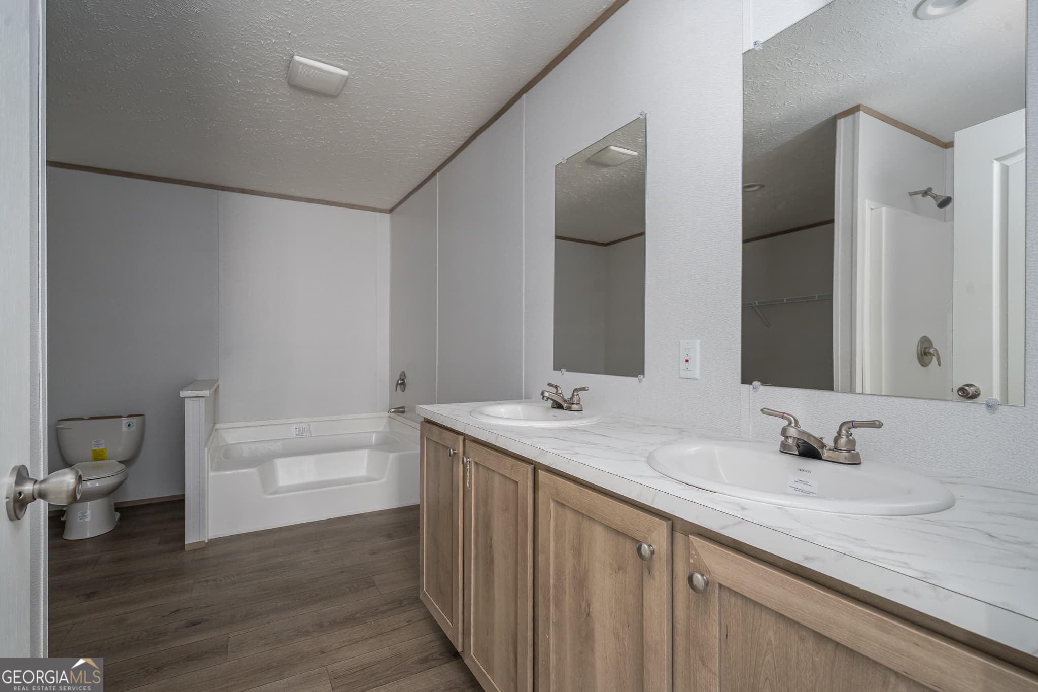3 bedroom, 2 bathroom, 1,440 sq ft manufactured home,single family residence for sale at 134 Double Line Road, Ellijay, GA 30540 — photo 8