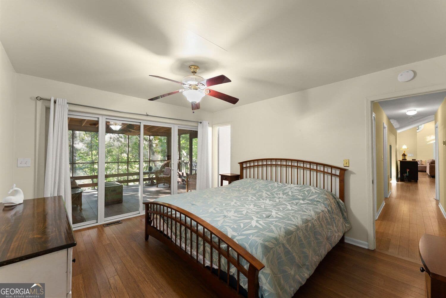 3 bedroom, 2 bathroom, 1,782 sq ft single family residence for sale at 4735 Pilgrim Mill Road, Cumming, GA 30041 — photo 8