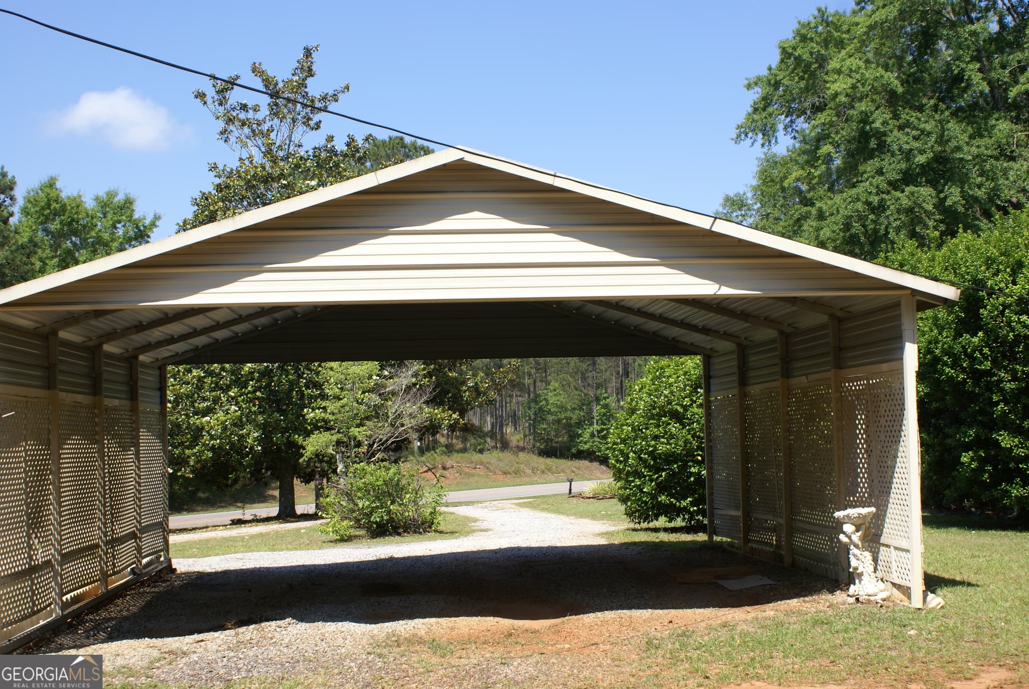 2 bedroom, 1.5 bathroom, 1,566 sq ft single family residence under contract at 1591 Waymanville Road, Thomaston, GA 30286 — photo 7
