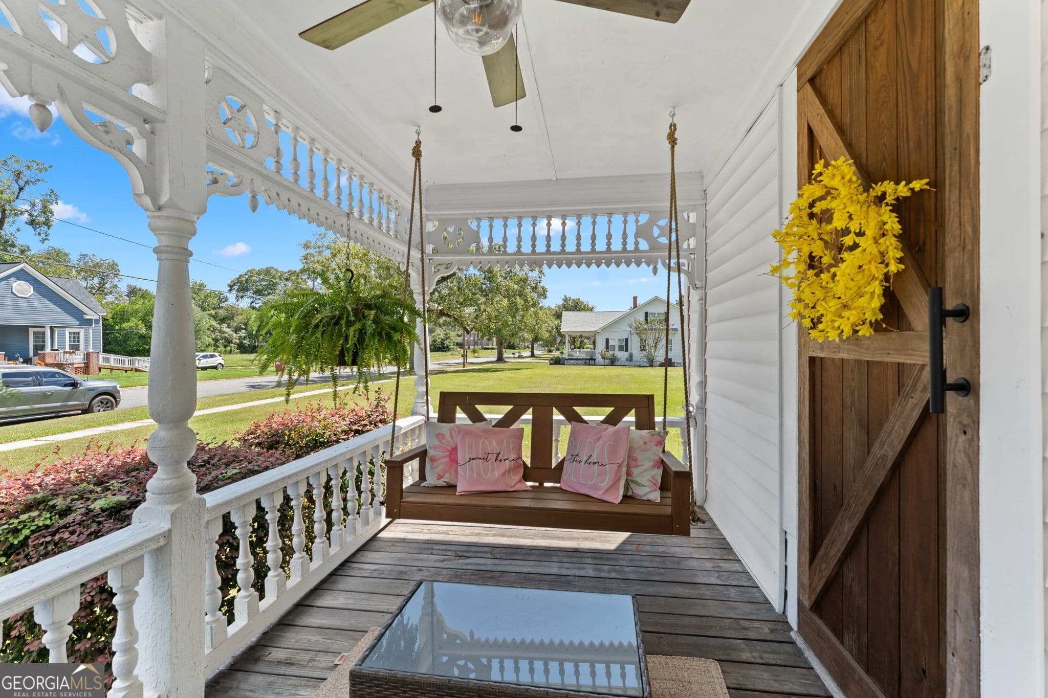 3 bedroom, 1.5 bathroom, 2,068 sq ft single family residence for sale at 89 S Dooley Street, Hawkinsville, GA 31036 — photo 5