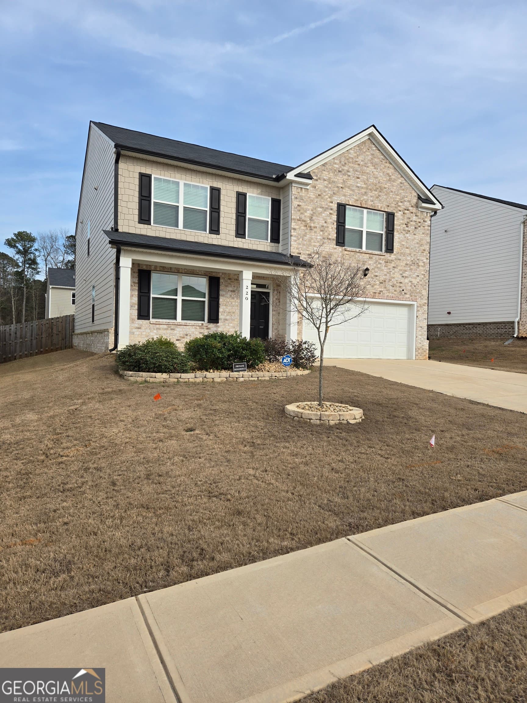 4 bedroom, 3.5 bathroom, 2,852 sq ft single family residence for sale at 220 Montgomery Drive, Stockbridge, GA 30281 — photo 2