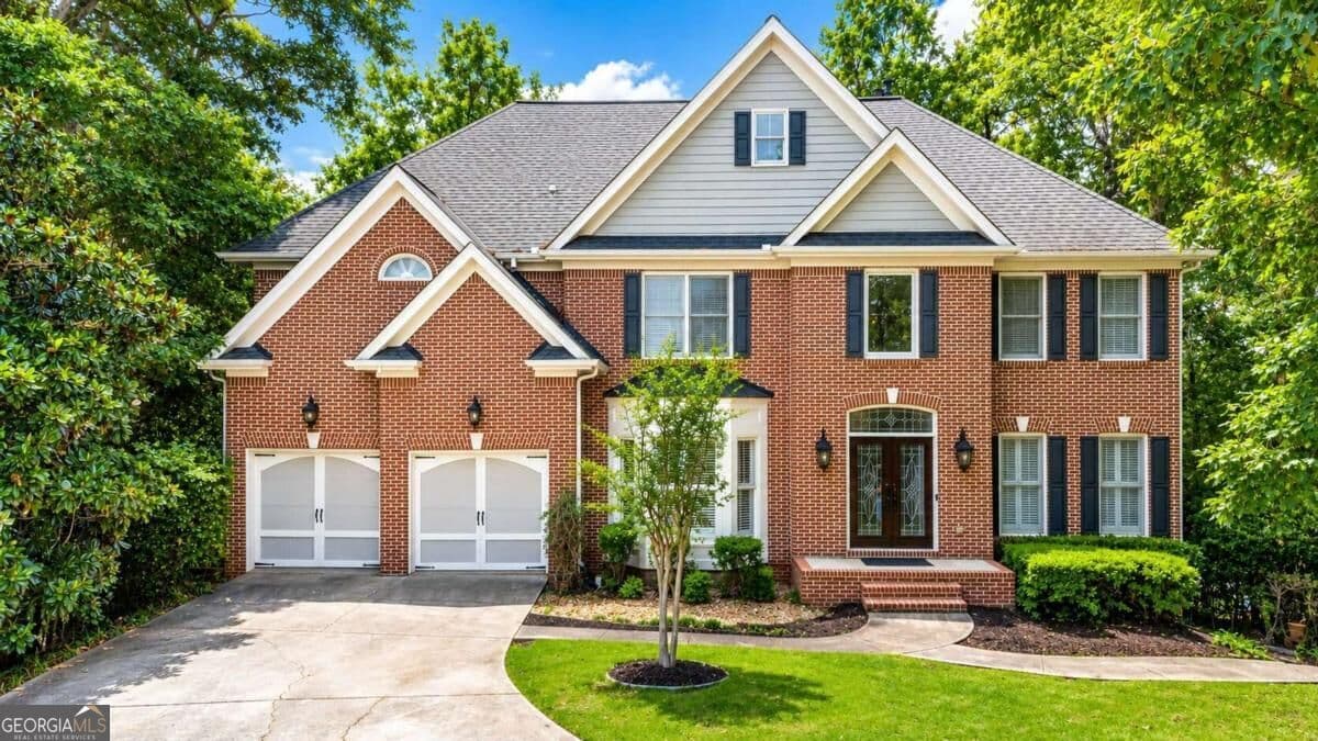 6 bedroom, 4 bathroom, 4,794 sq ft single family residence for rent at 1765 Noblin Summit Drive, Duluth, GA 30097 for $4,100 a month