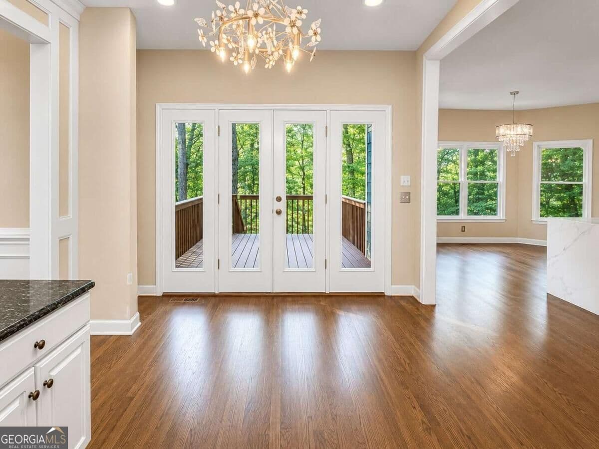 6 bedroom, 4 bathroom, 4,794 sq ft single family residence for rent at 1765 Noblin Summit Drive, Duluth, GA 30097 for $4,100 a month — photo 9