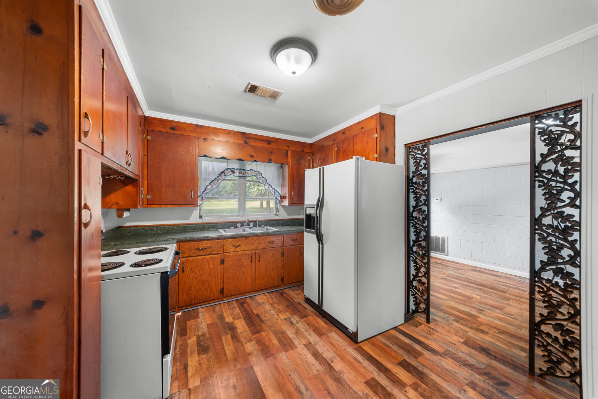 2 bedroom, 2 bathroom, 1,620 sq ft single family residence for sale at 603 Scrub Oak Road, Sylvania, GA 30467 — photo 5