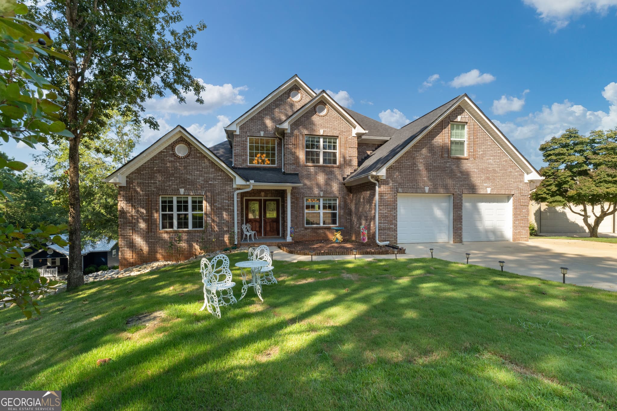 5 bedroom, 4.5 bathroom, 3,795 sq ft single family residence for sale at 93 Hicks Bend Court, Wedowee, AL 36278 — photo 2