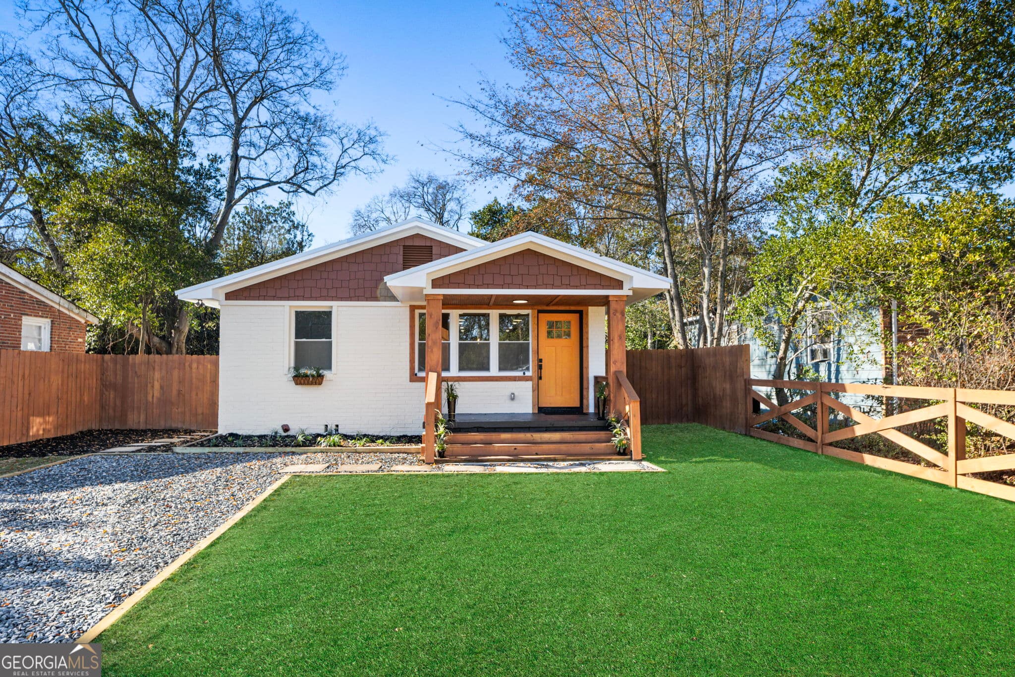 3 bedroom, 2 bathroom, 1,586 sq ft single family residence for sale at 3764 Walker Avenue, Macon, GA 31206 — photo 3