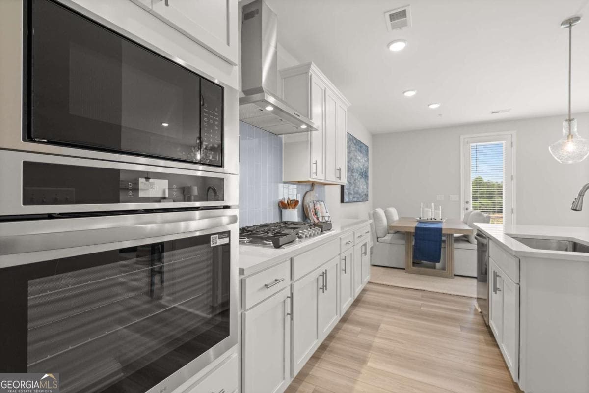 3 bedroom, 2.5 bathroom, 1,812 sq ft townhouse for sale at 6220 Molo Lane 658, Cumming, GA 30041 — photo 6