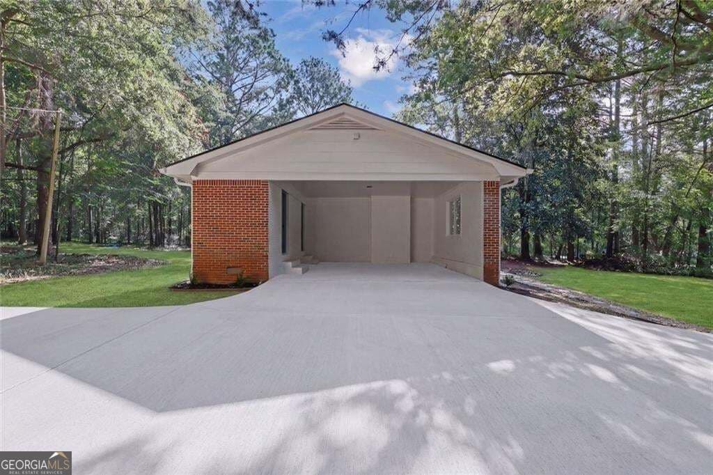 4 bedroom, 2 bathroom, 1,892 sq ft single family residence for sale at 1924 Mountain Creek Church Road, Monroe, GA 30656 — photo 5