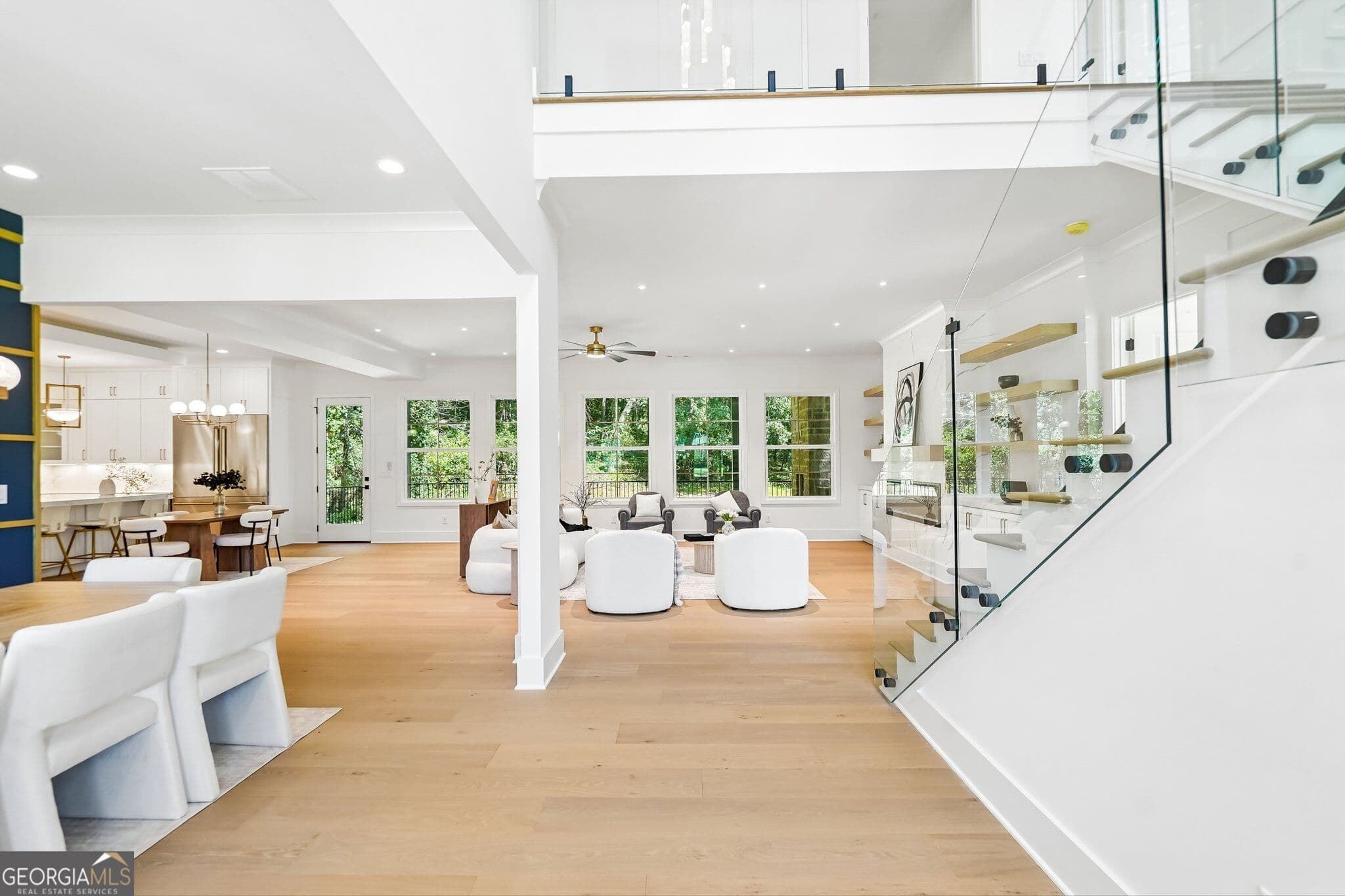 5 bedroom, 4.5 bathroom, 4,100 sq ft single family residence for sale at 570 Power Avenue, Buford, GA 30518 — photo 6