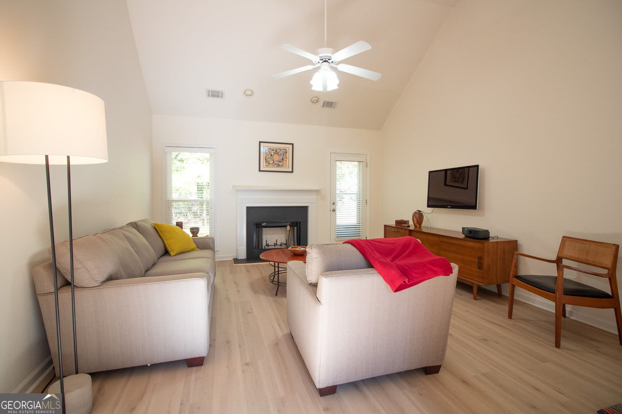 3 bedroom, 2 bathroom, 1,440 sq ft single family residence for sale at 110 Spring Lake Point, Athens, GA 30605 — photo 4