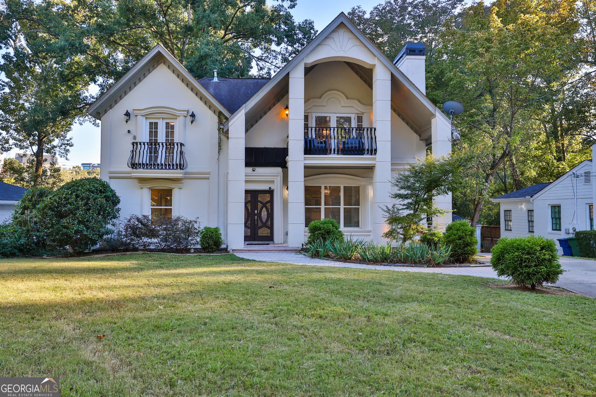 6 bedroom, 7.5 bathroom, 5,400 sq ft single family residence for rent at 50 Lakeland Drive, Atlanta, GA 30305 for $15,000 a month — photo 1 of 74