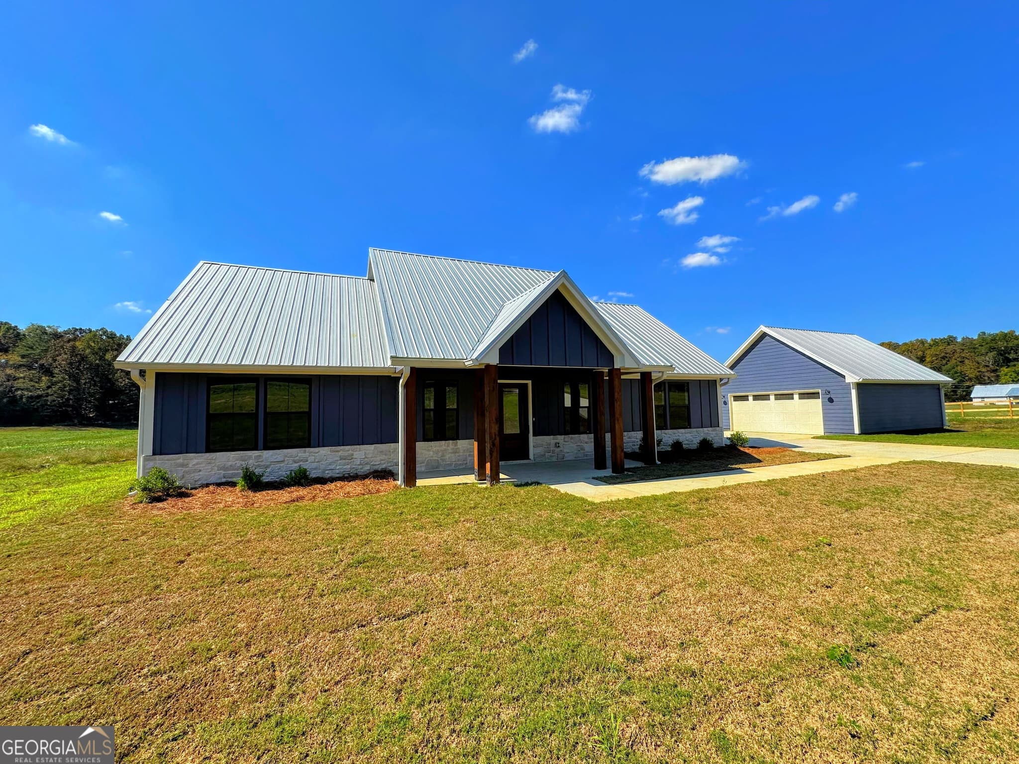 3 bedroom, 2 bathroom single family residence for sale at 3300 Collard Valley Road, Cedartown, GA 30125 — photo 2
