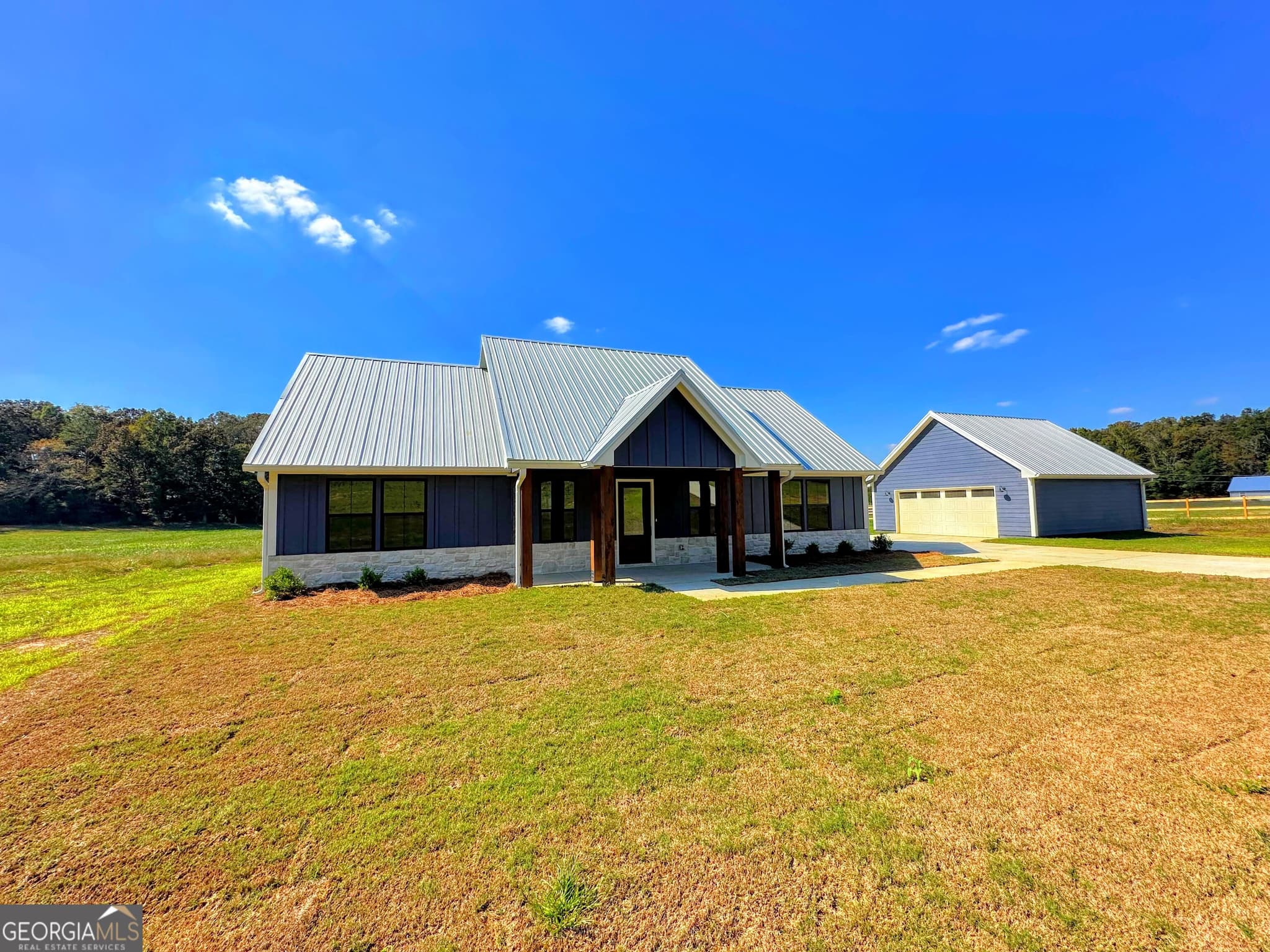 3 bedroom, 2 bathroom single family residence for sale at 3300 Collard Valley Road, Cedartown, GA 30125 — photo 4