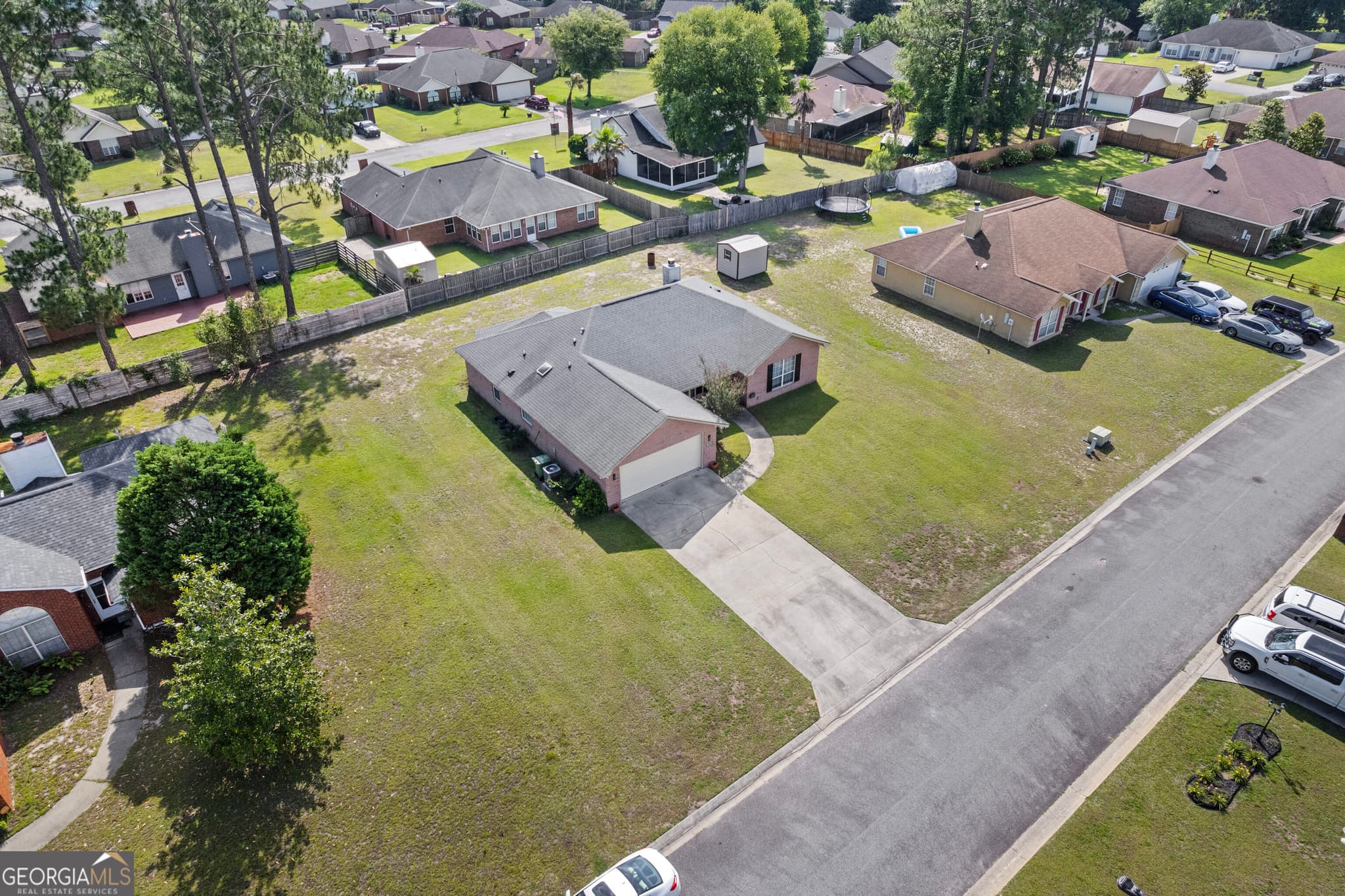 4 bedroom, 2 bathroom, 2,030 sq ft single family residence for sale at 1805 Blair Court, Hinesville, GA 31313 — photo 4