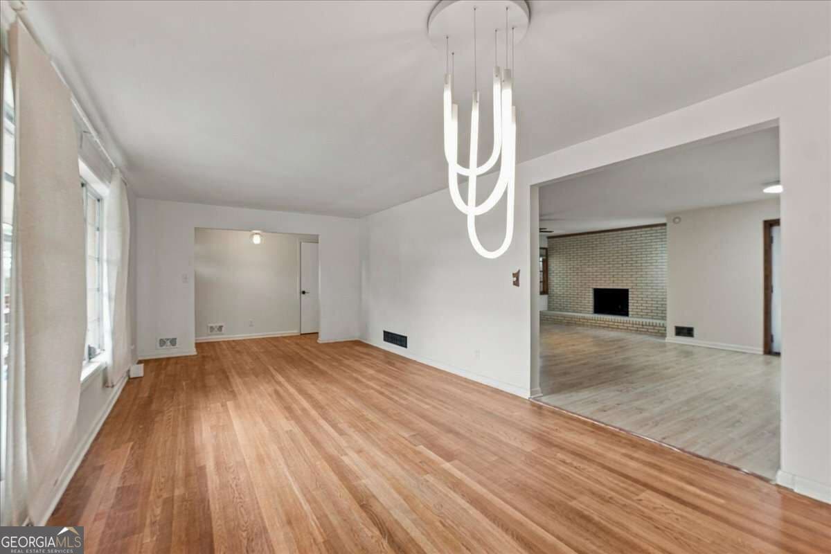 4 bedroom, 2 bathroom, 2,894 sq ft single family residence for sale at 3457 Springside Drive, Decatur, GA 30032 — photo 8