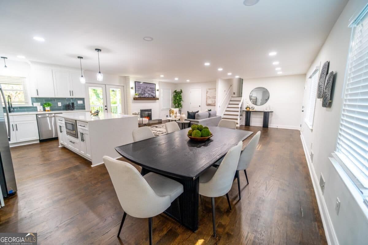 4 bedroom, 3 bathroom single family residence for sale at 1158 Research Drive, Marietta, GA 30066 — photo 6