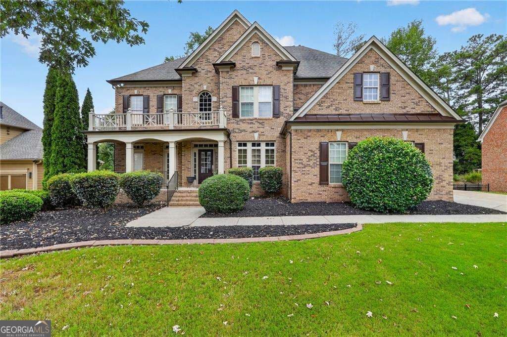 8 bedroom, 6.5 bathroom, 3,620 sq ft single family residence for sale at 4640 Notting Hill Drive, Cumming, GA 30040 — photo 6