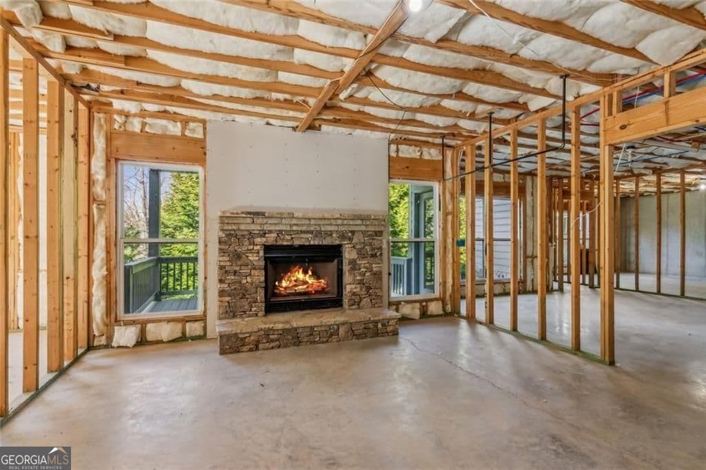 3 bedroom, 2.5 bathroom, 2,221 sq ft single family residence for sale at 140 Forked Leaf Road, Cleveland, GA 30528 — photo 3