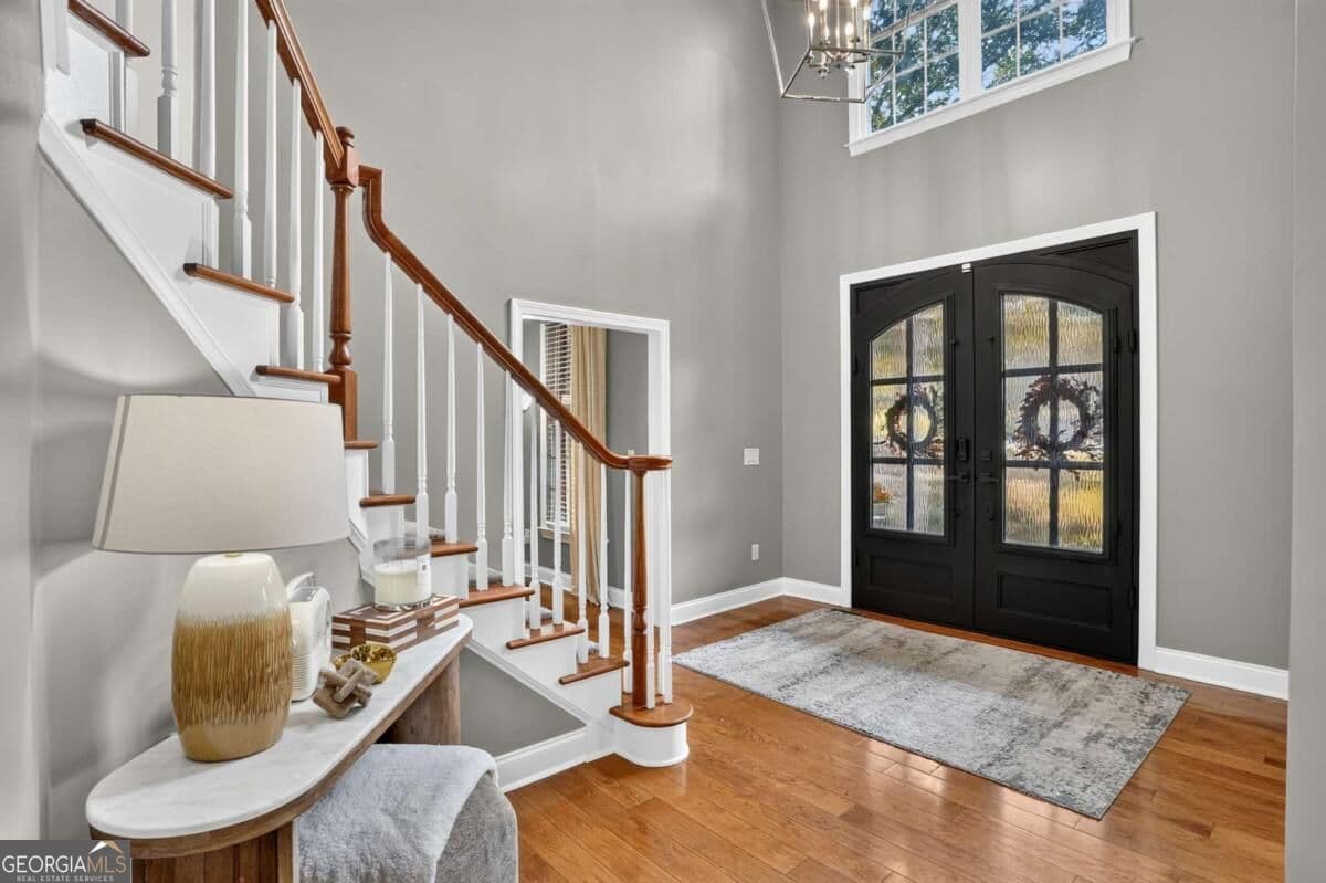 5 bedroom, 4.5 bathroom, 5,810 sq ft single family residence for sale at 335 Chickering Lake Court, Roswell, GA 30075 — photo 5