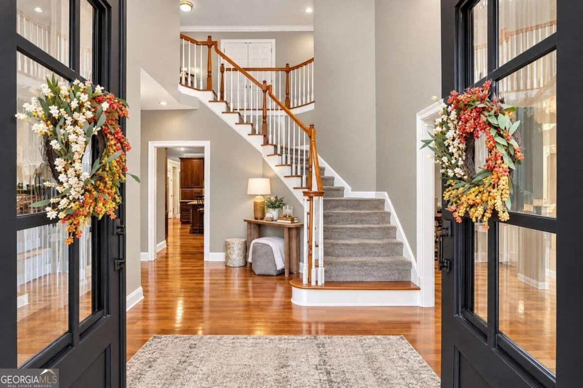5 bedroom, 4.5 bathroom, 5,810 sq ft single family residence for sale at 335 Chickering Lake Court, Roswell, GA 30075 — photo 4