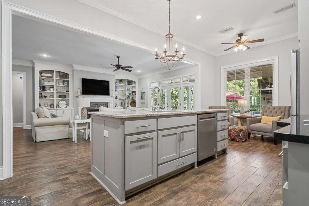 3 bedroom, 2.5 bathroom, 2,457 sq ft single family residence for sale at 111 Ashley Court, Leesburg, GA 31763 — photo 10