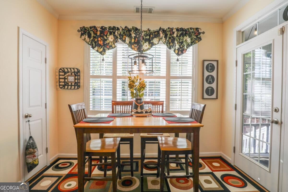 3 bedroom, 2 bathroom, 2,163 sq ft single family residence for sale at 926 Harvest Lane, Monroe, GA 30655 — photo 6