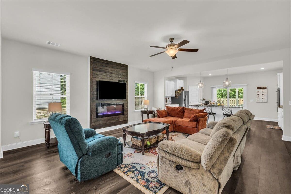 4 bedroom, 2.5 bathroom, 2,819 sq ft single family residence for sale at 123 Church Hill Drive, Guyton, GA 31312 — photo 7