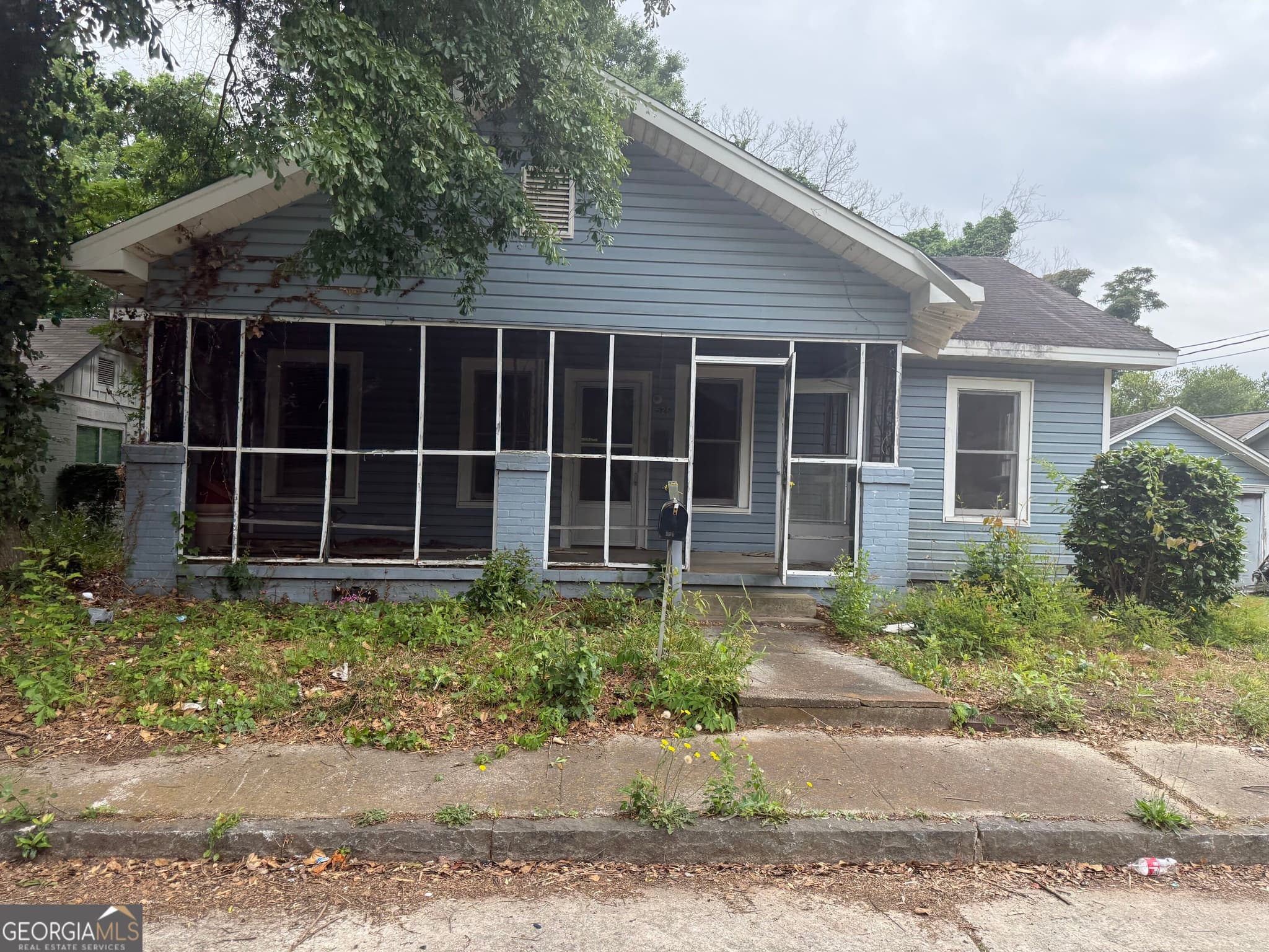 2 bedroom, 1 bathroom, 1,008 sq ft single family residence for sale at 526 Nelson Street, Macon, GA 31206 — photo 1 of 15