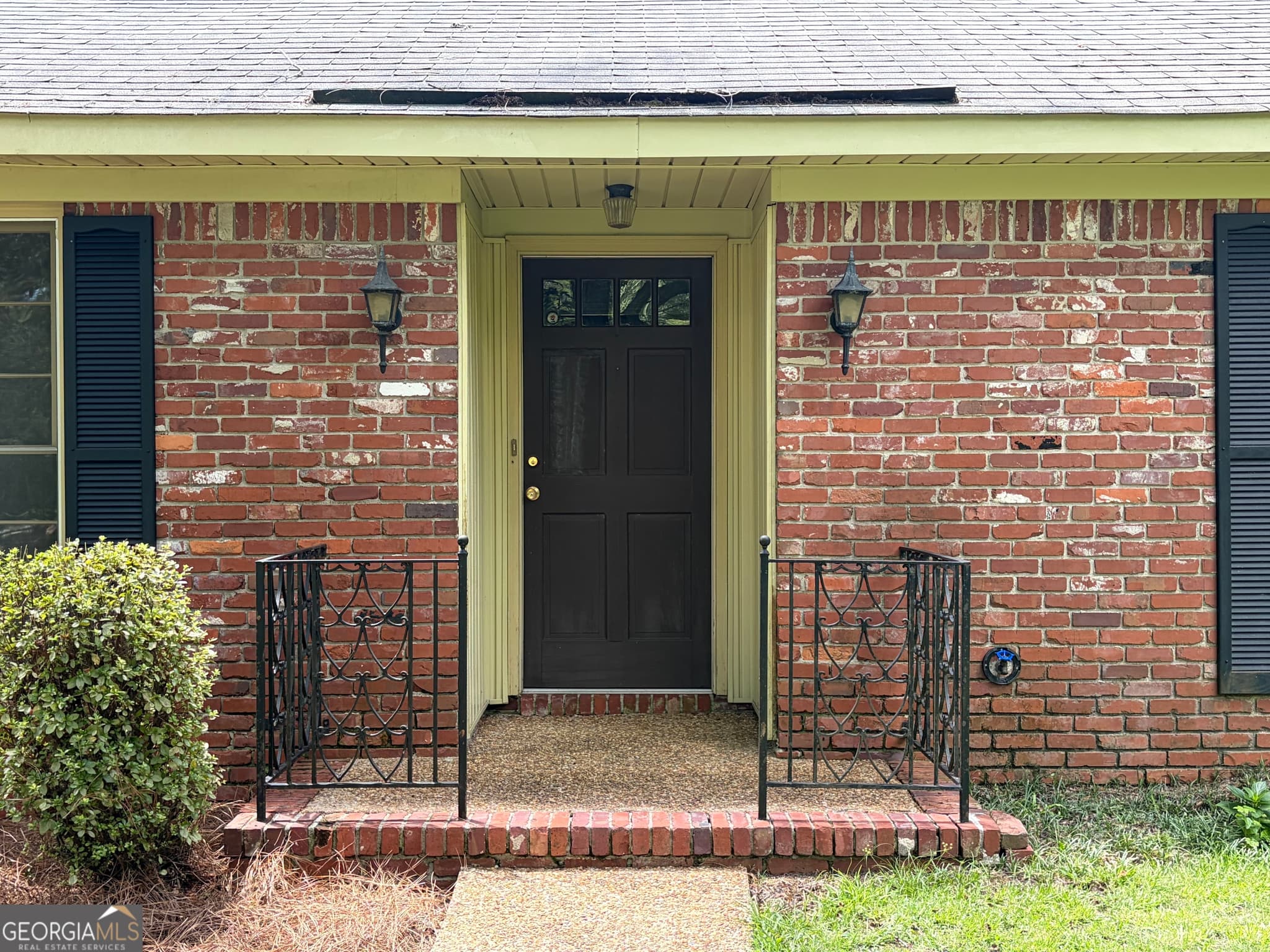 3 bedroom, 2 bathroom, 1,718 sq ft single family residence for sale at 5400 Holland Drive, Columbus, GA 31909 — photo 7