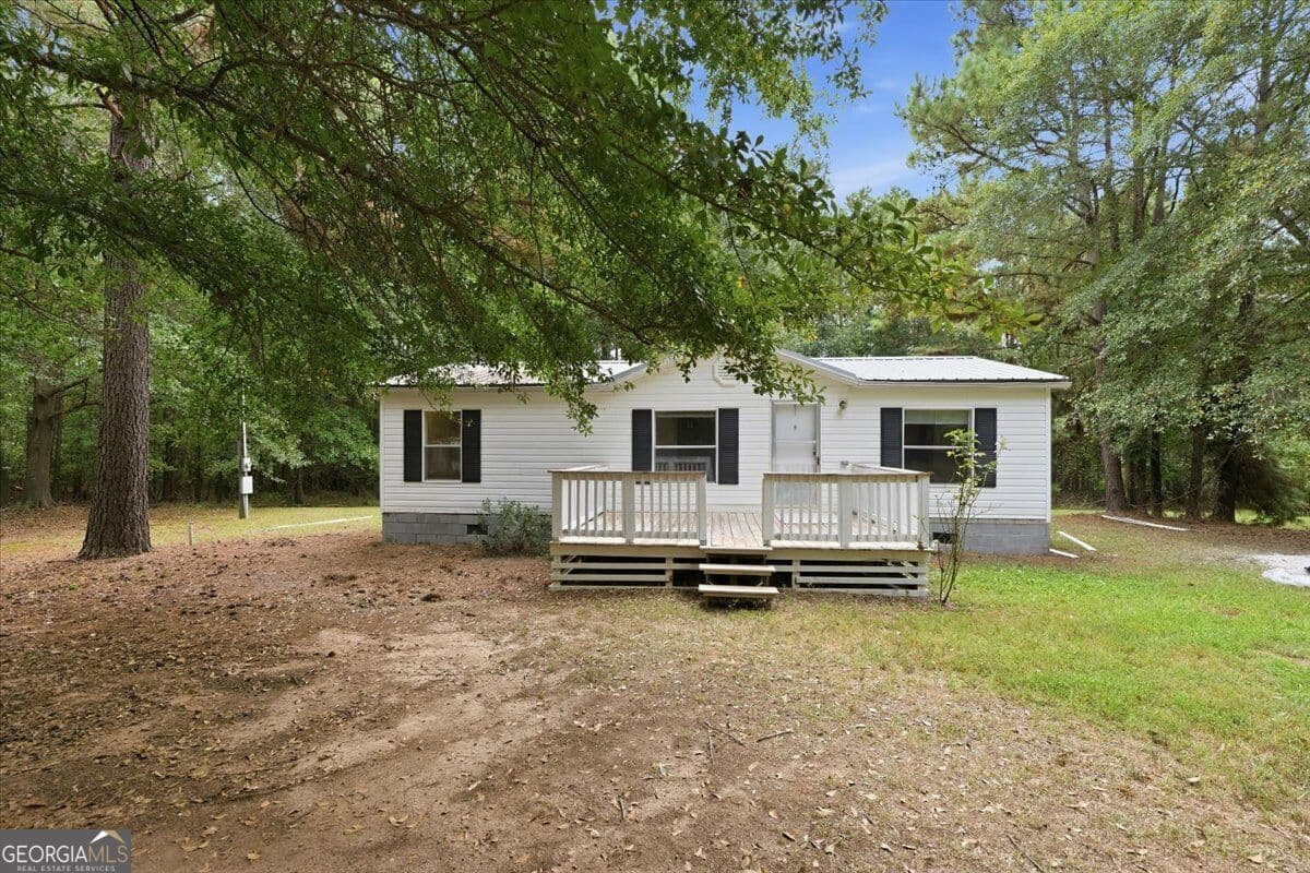 3 bedroom, 2 bathroom, 1,056 sq ft manufactured home,single family residence for sale at 312 Blounts Chapel Road, Haddock, GA 31033