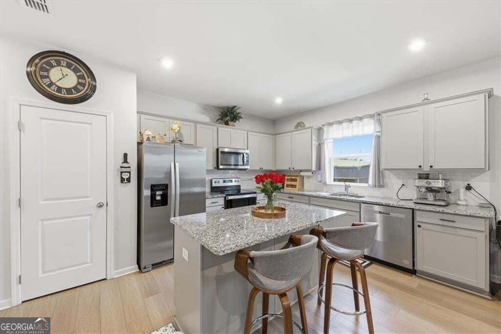 4 bedroom, 2.5 bathroom, 2,313 sq ft single family residence for sale at 2268 Blackbird Circle, Covington, GA 30016 — photo 10