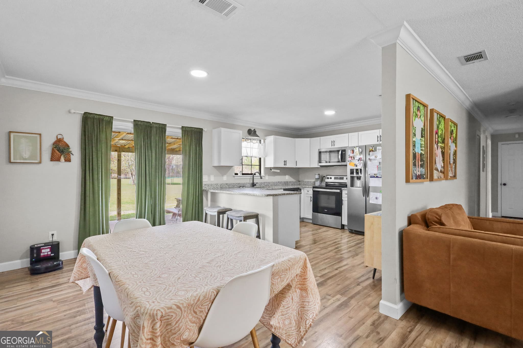 3 bedroom, 2 bathroom, 1,323 sq ft single family residence under contract at 4314 Old Hoboken Road, Blackshear, GA 31516 — photo 9