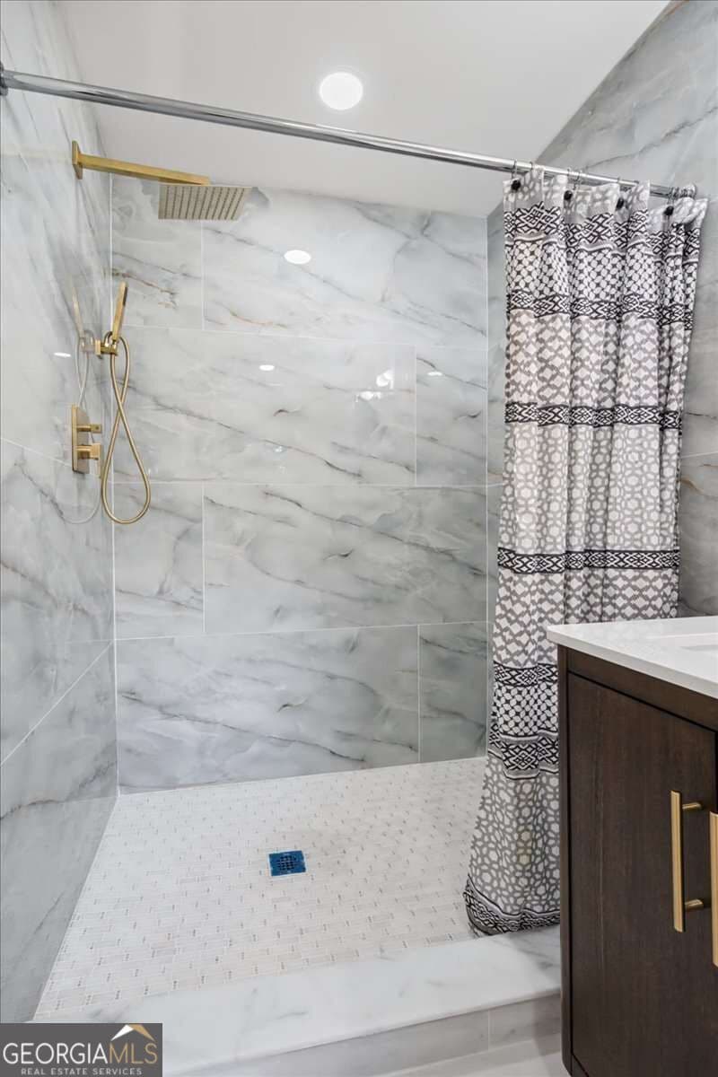 4 bedroom, 2 bathroom, 2,843 sq ft single family residence for sale at 2079 Shady Lane, Tucker, GA 30084 — photo 10
