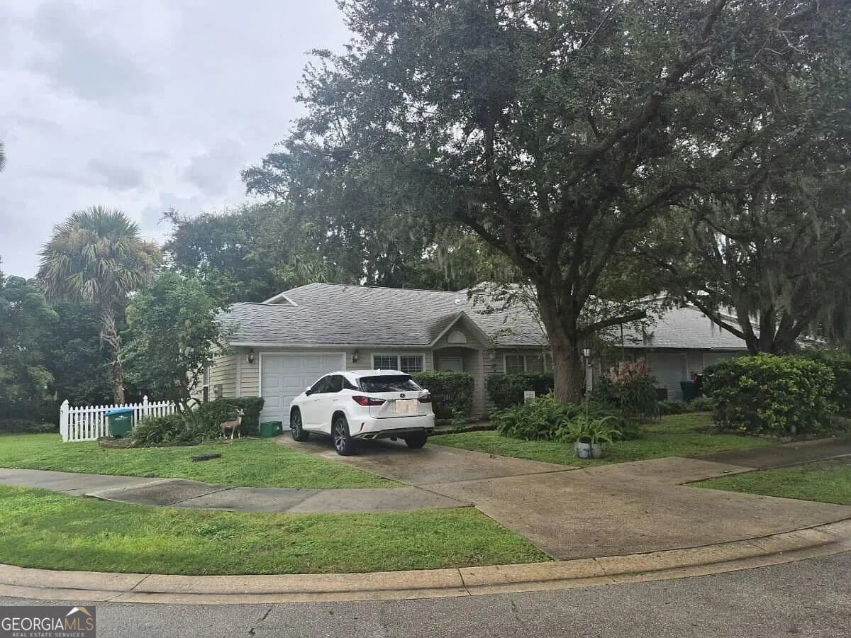 2 bedroom, 2 bathroom, 1,248 sq ft single family residence for sale at 1035 Grand Hickory Circle, Holly Hill, FL 32117