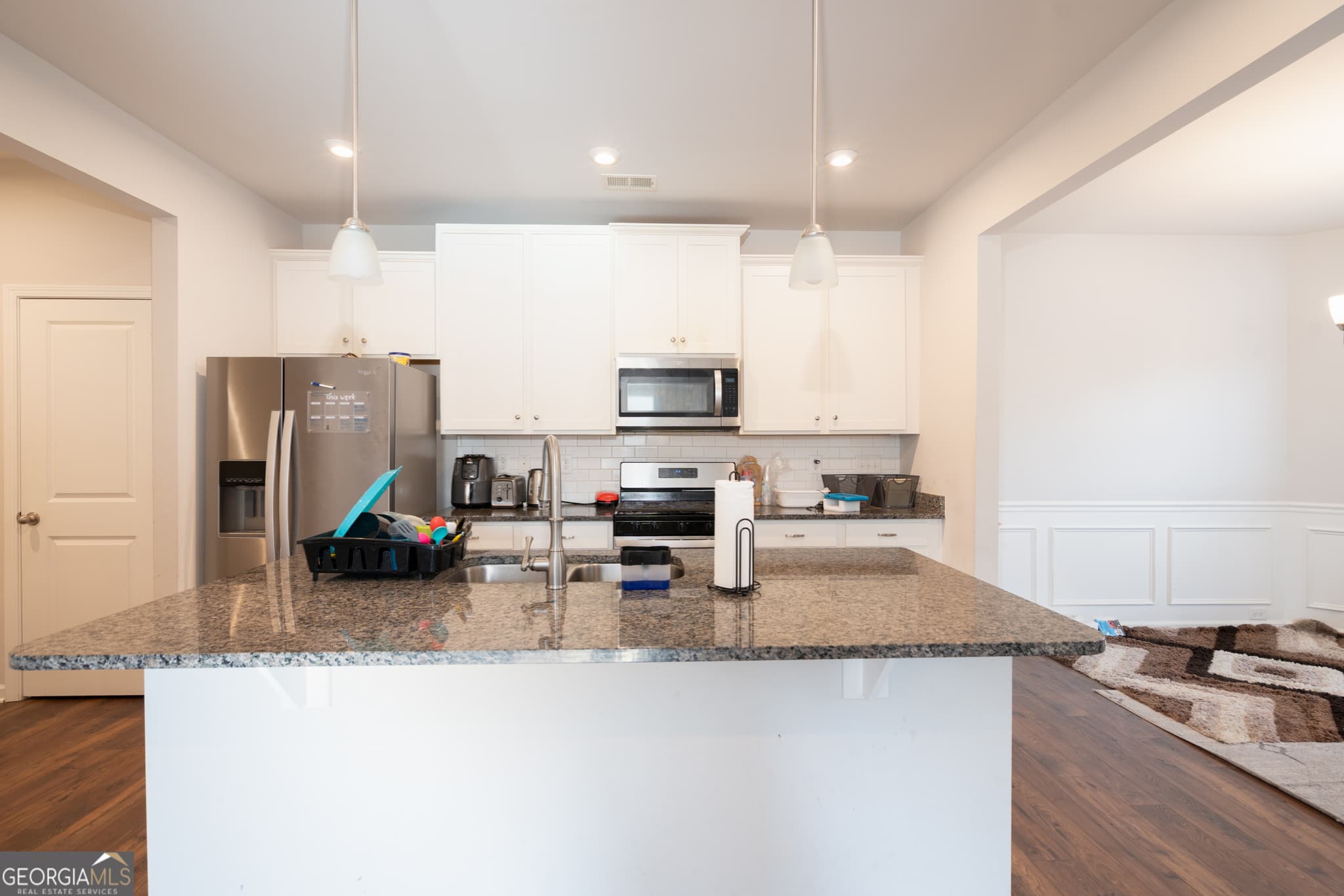 4 bedroom, 2.5 bathroom, 2,066 sq ft townhouse for sale at 1250 Park Center Circle, Austell, GA 30168 — photo 7