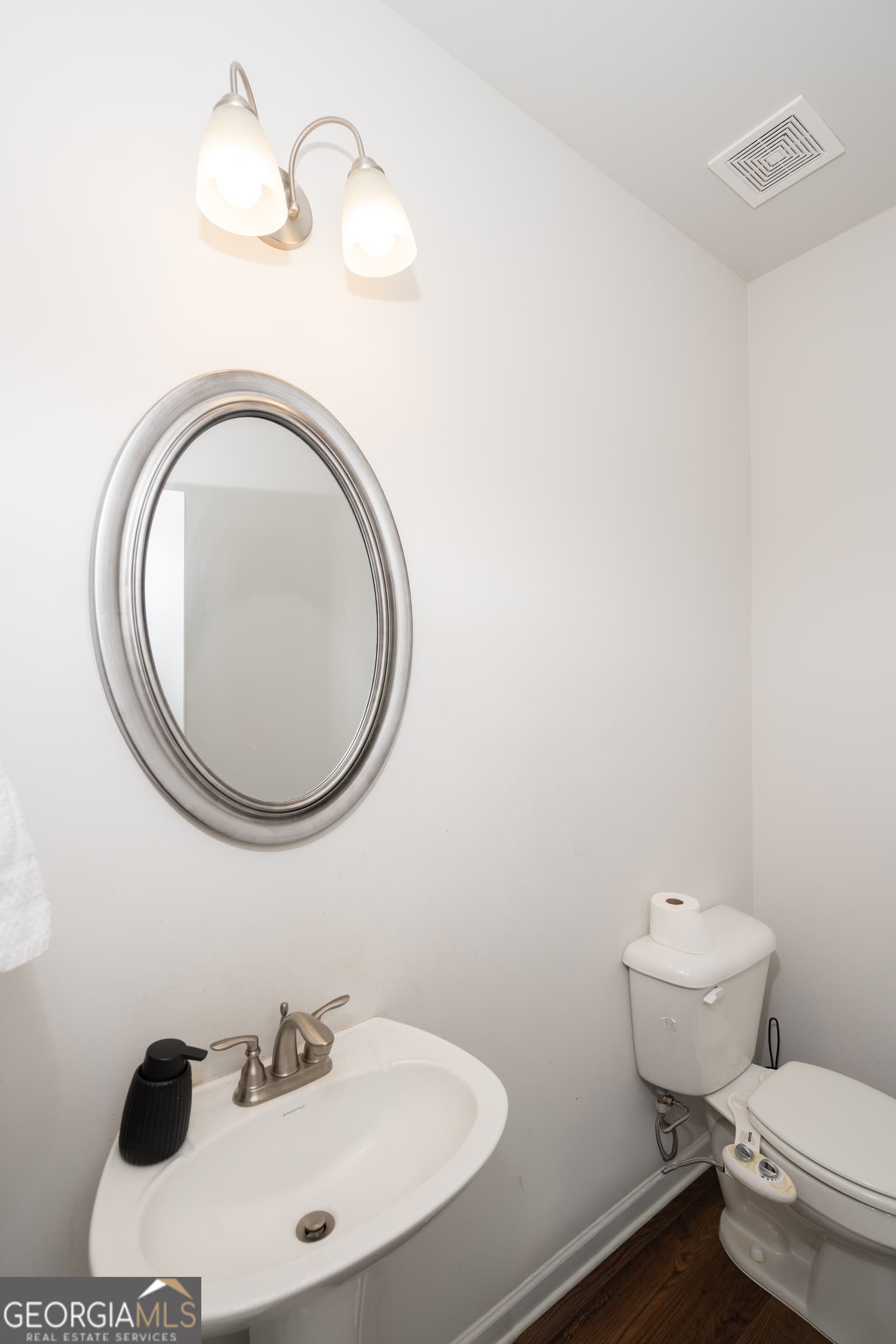 4 bedroom, 2.5 bathroom, 2,066 sq ft townhouse for sale at 1250 Park Center Circle, Austell, GA 30168 — photo 9