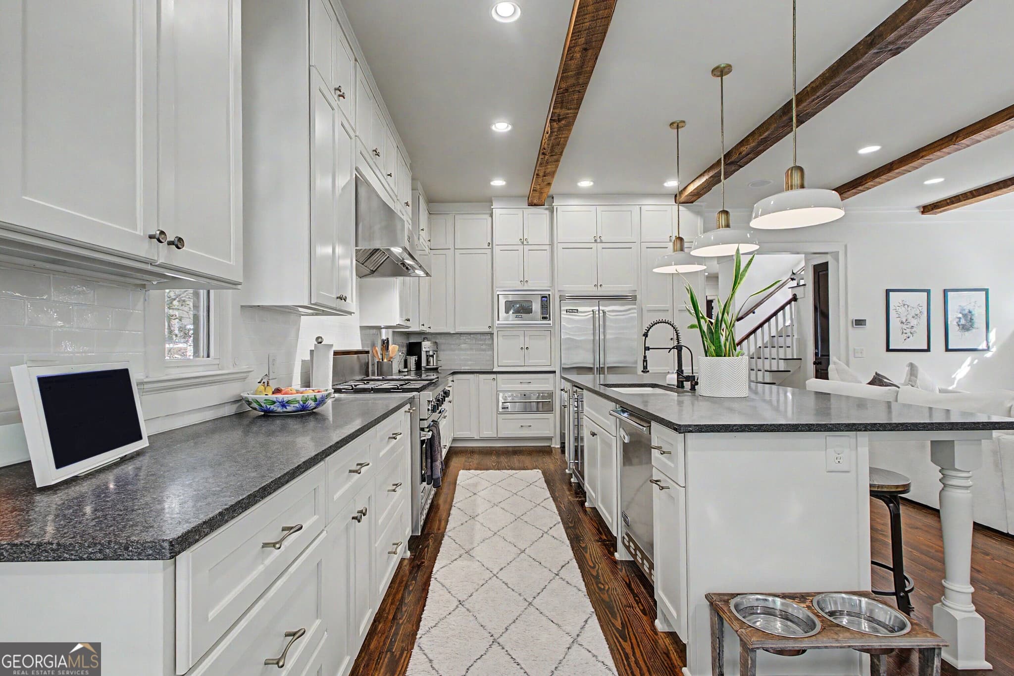 5 bedroom, 3.5 bathroom, 5,944 sq ft single family residence for rent at 10568 Serenbe Lane, Chattahoochee Hills, GA 30268 for $6,500 a month — photo 8