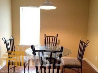 4 bedroom, 2 bathroom duplex for rent at 440 Woodlawn Avenue 1, Atlanta, GA 30318 for $1,750 a month — photo 7