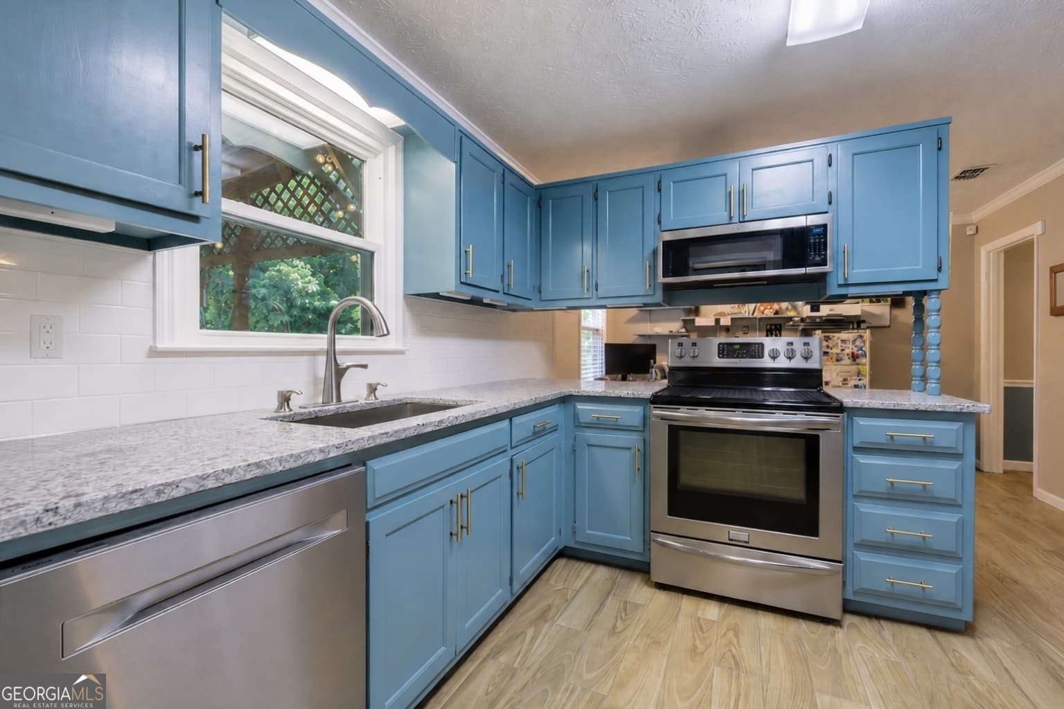 4 bedroom, 3 bathroom, 2,389 sq ft single family residence for sale at 133 Ashling Drive, Lagrange, GA 30240 — photo 10