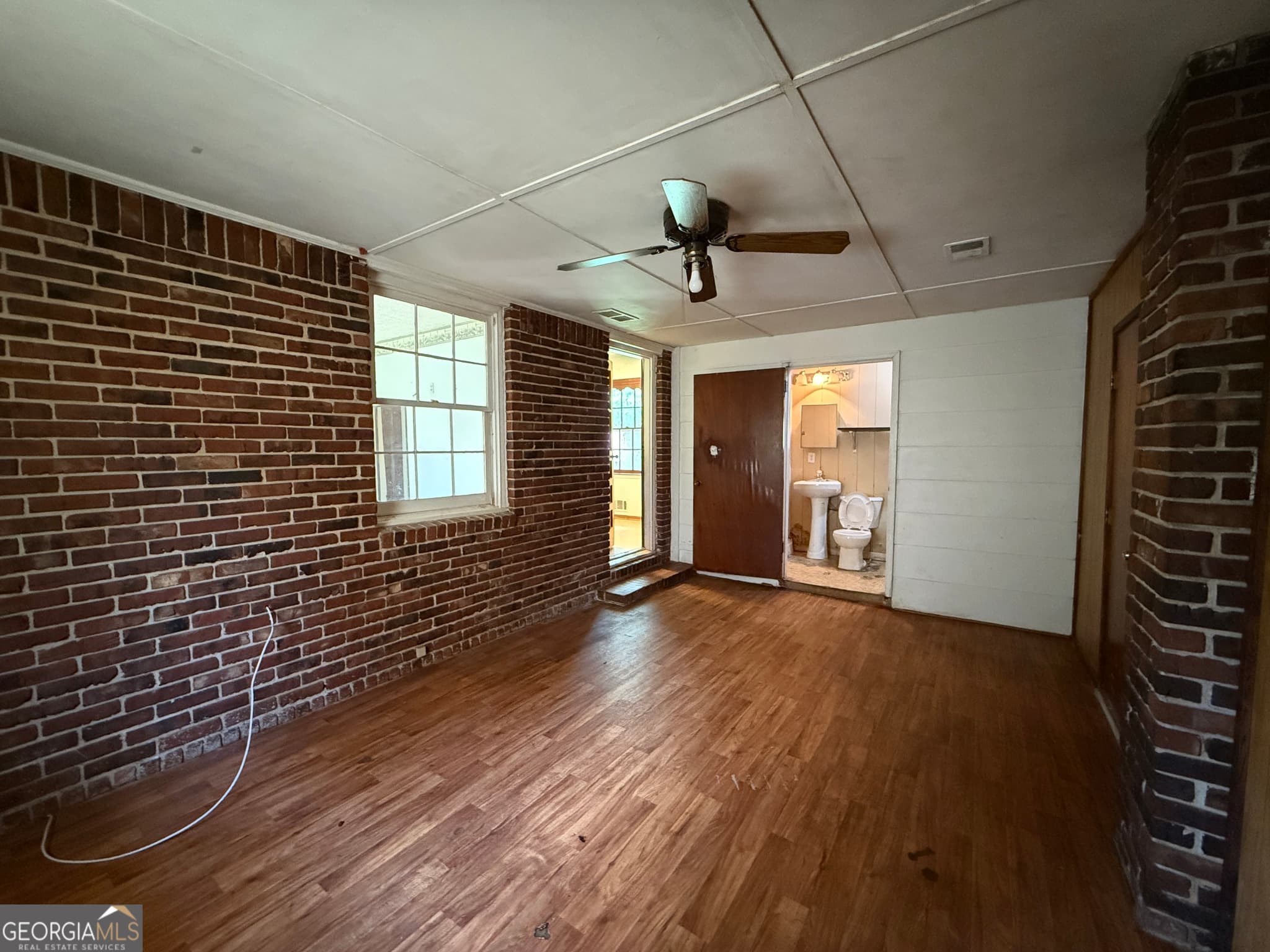 3 bedroom, 2.5 bathroom, 1,320 sq ft single family residence for sale at 6597 King William Drive, Morrow, GA 30260 — photo 9