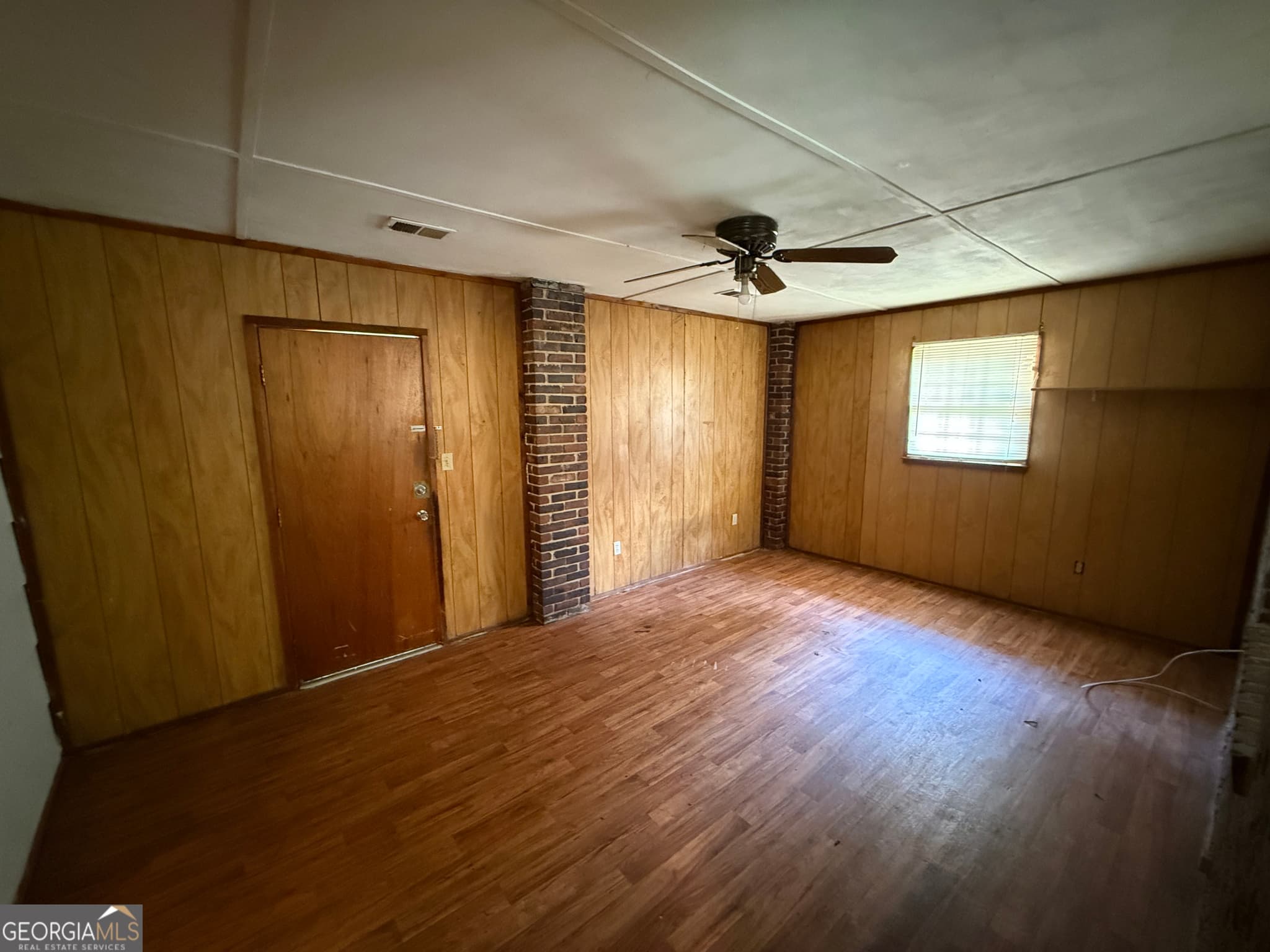 3 bedroom, 2.5 bathroom, 1,320 sq ft single family residence for sale at 6597 King William Drive, Morrow, GA 30260 — photo 8