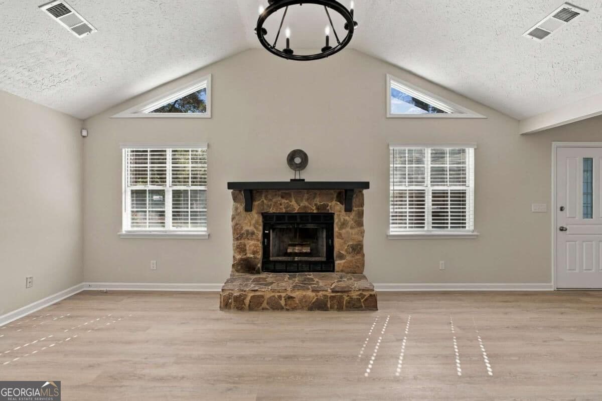 3 bedroom, 2 bathroom, 1,752 sq ft single family residence for sale at 3900 Maple Wood Trail, Buford, GA 30518 — photo 10