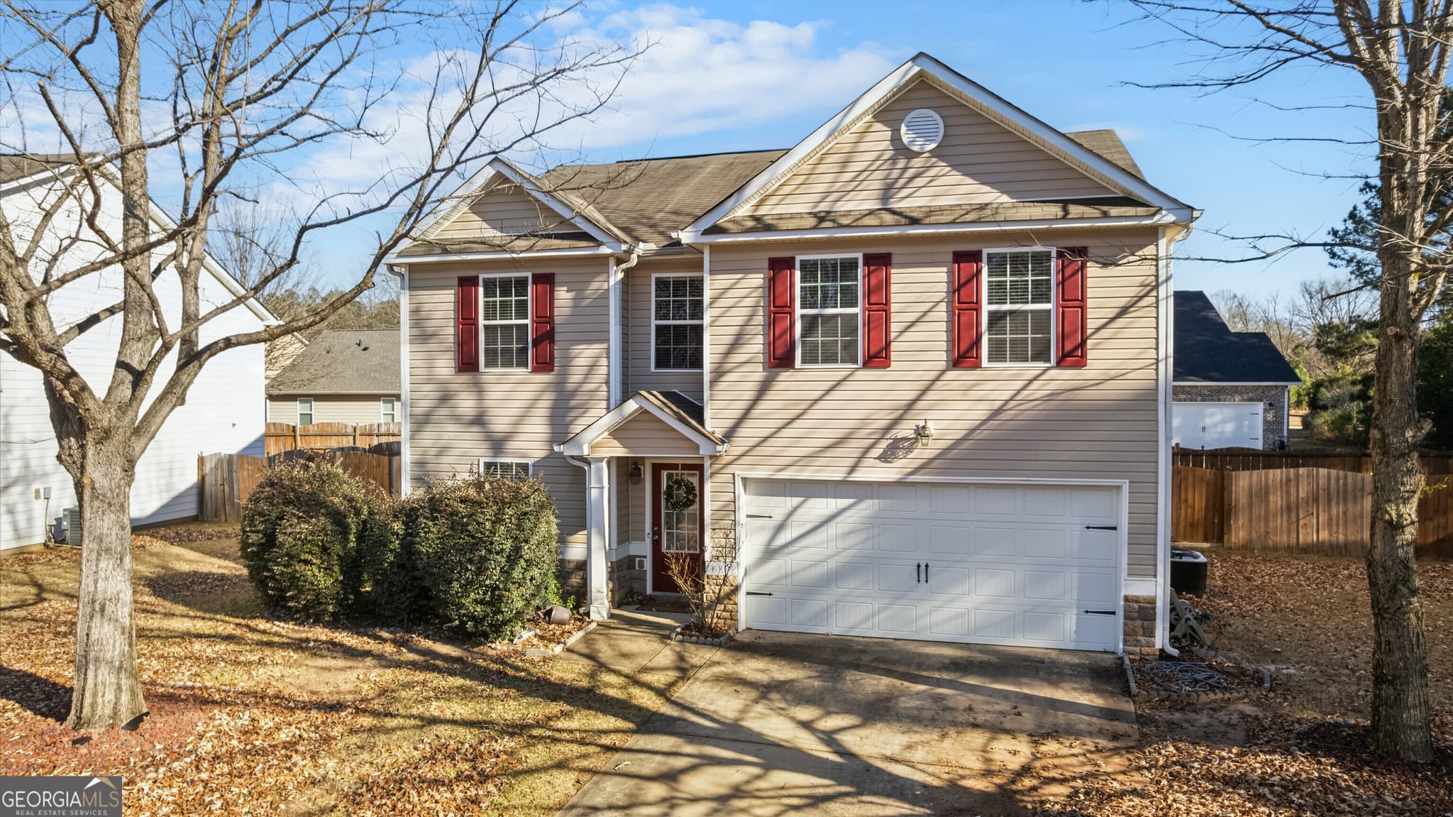 4 bedroom, 2.5 bathroom, 2,427 sq ft single family residence for rent at 102 Steeple Court, Perry, GA 31069 for $2,300 a month — photo 1 of 19