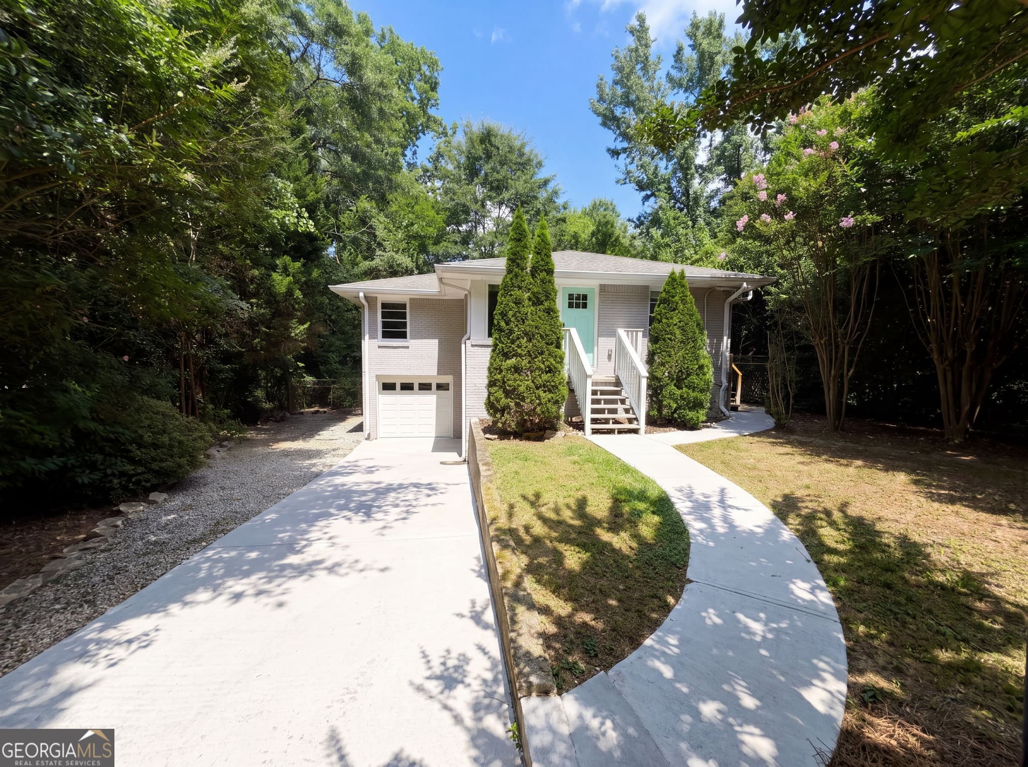 3 bedroom, 2 bathroom, 1,963 sq ft single family residence for sale at 2336 Nesbitt Drive, Brookhaven, GA 30319 — photo 1 of 24