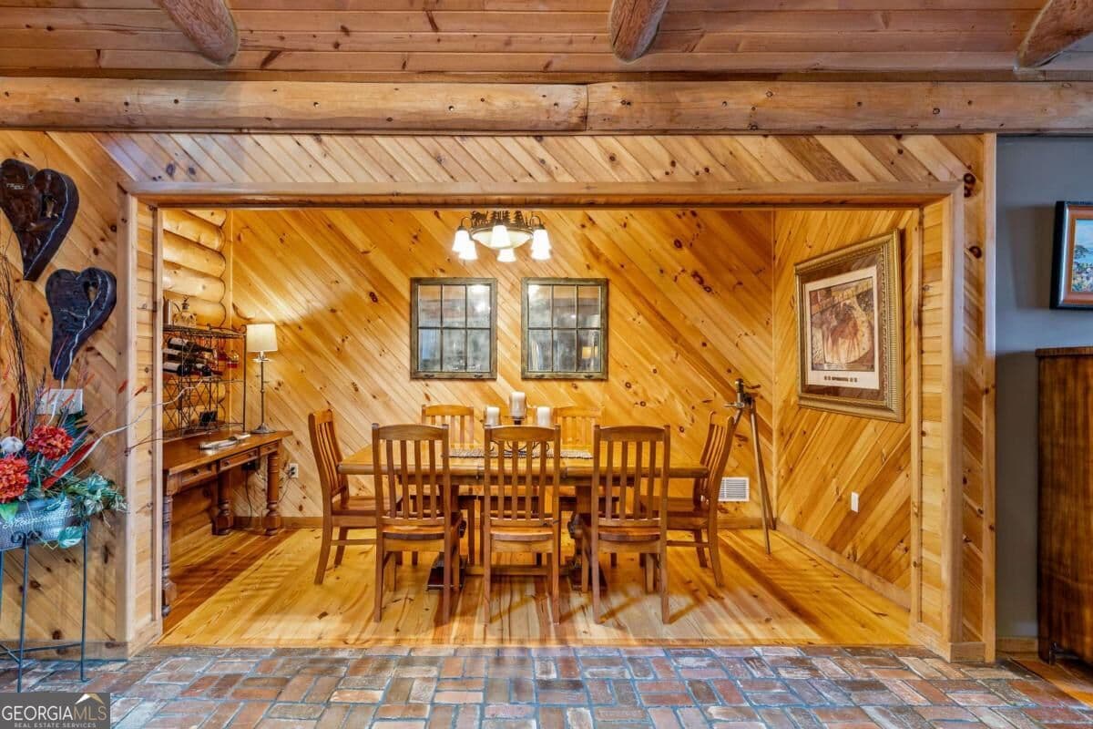 5 bedroom, 4 bathroom, 4,919 sq ft cabin,single family residence for sale at 260 Observation Lane, Blue Ridge, GA 30513 — photo 10