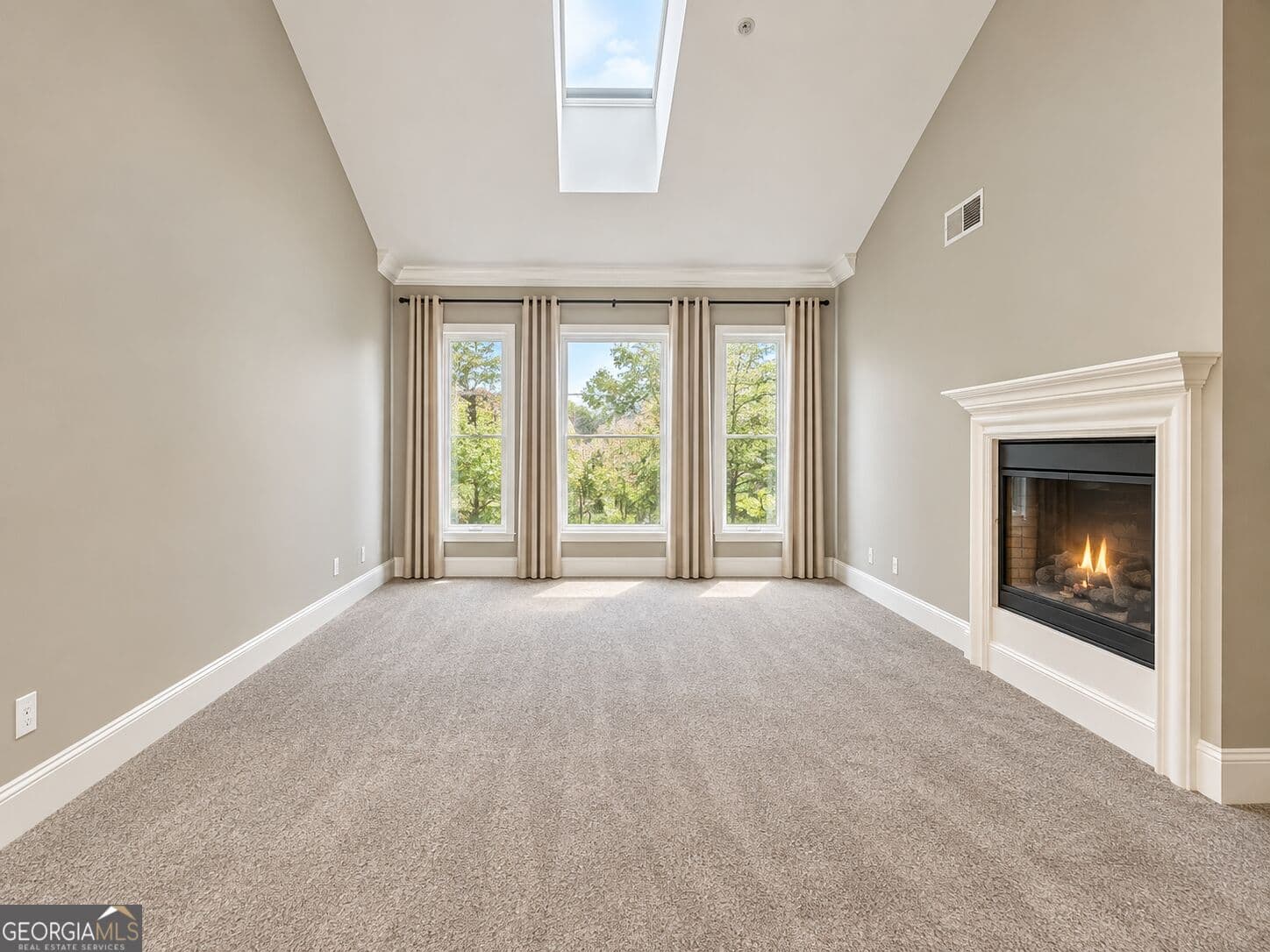3 bedroom, 3.5 bathroom, 1,831 sq ft townhouse for sale at 3050 Quantum Lane, Chamblee, GA 30341 — photo 8