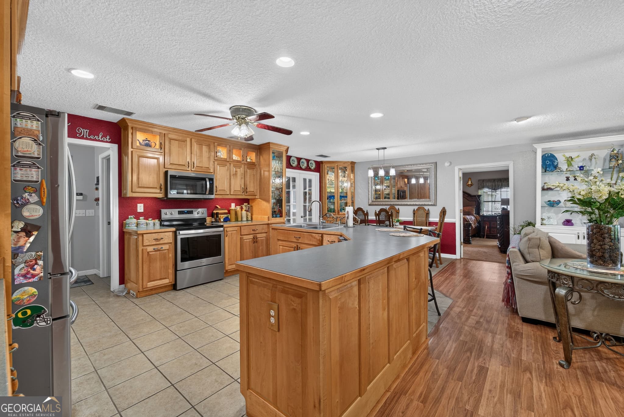4 bedroom, 3.5 bathroom, 3,024 sq ft single family residence for sale at 13182 Highway 121, Hoboken, GA 31542 — photo 4