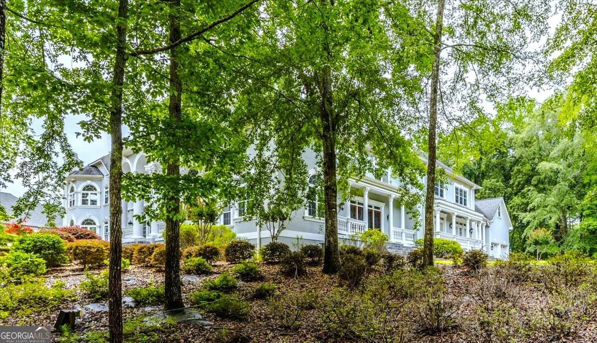 6 bedroom, 7.5 bathroom, 12,420 sq ft single family residence for sale at 311 North Rivoli Farms Drive, Macon, GA 31210 — photo 3