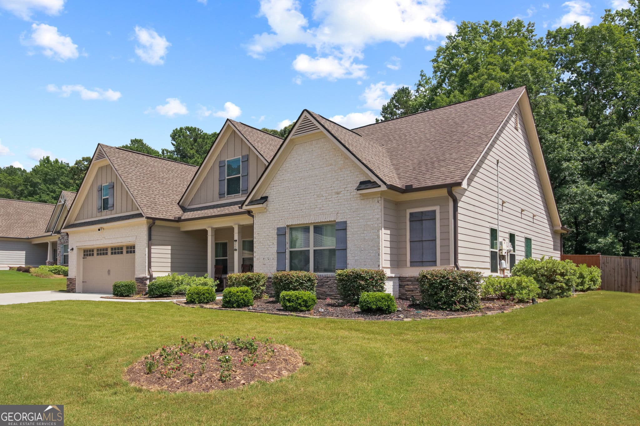 4 bedroom, 3 bathroom, 2,204 sq ft single family residence for sale at 2524 Tomoka Drive, Bethlehem, GA 30620 — photo 2